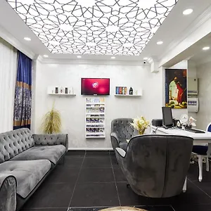 Armar Otel